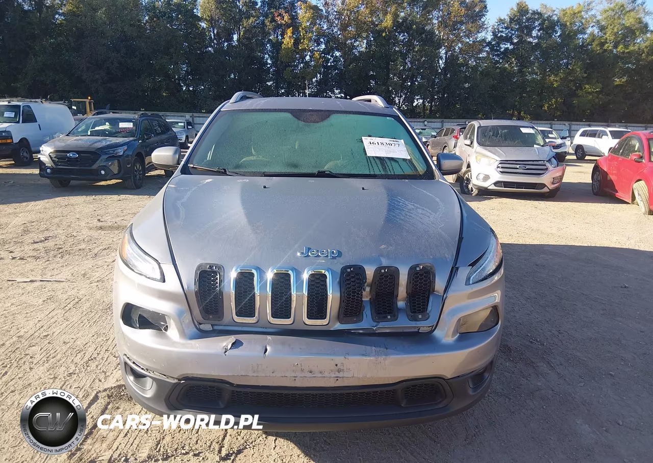 2016 Jeep Cherokee Latitude VIN:1C4PJMCS5GW246212 - 11