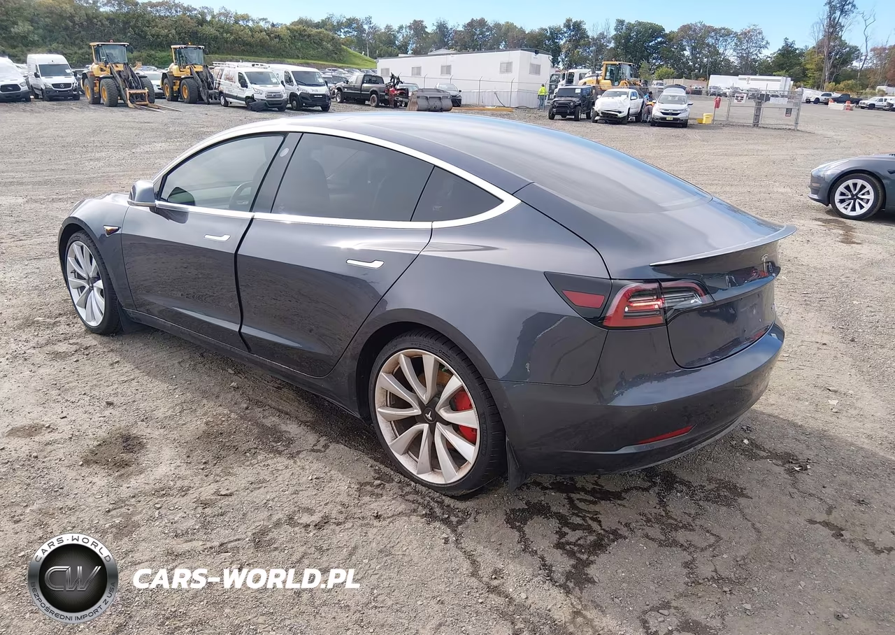 2018 Tesla Model 3 Long Range-Performance VIN:5YJ3E1EB1JF105857 - 3