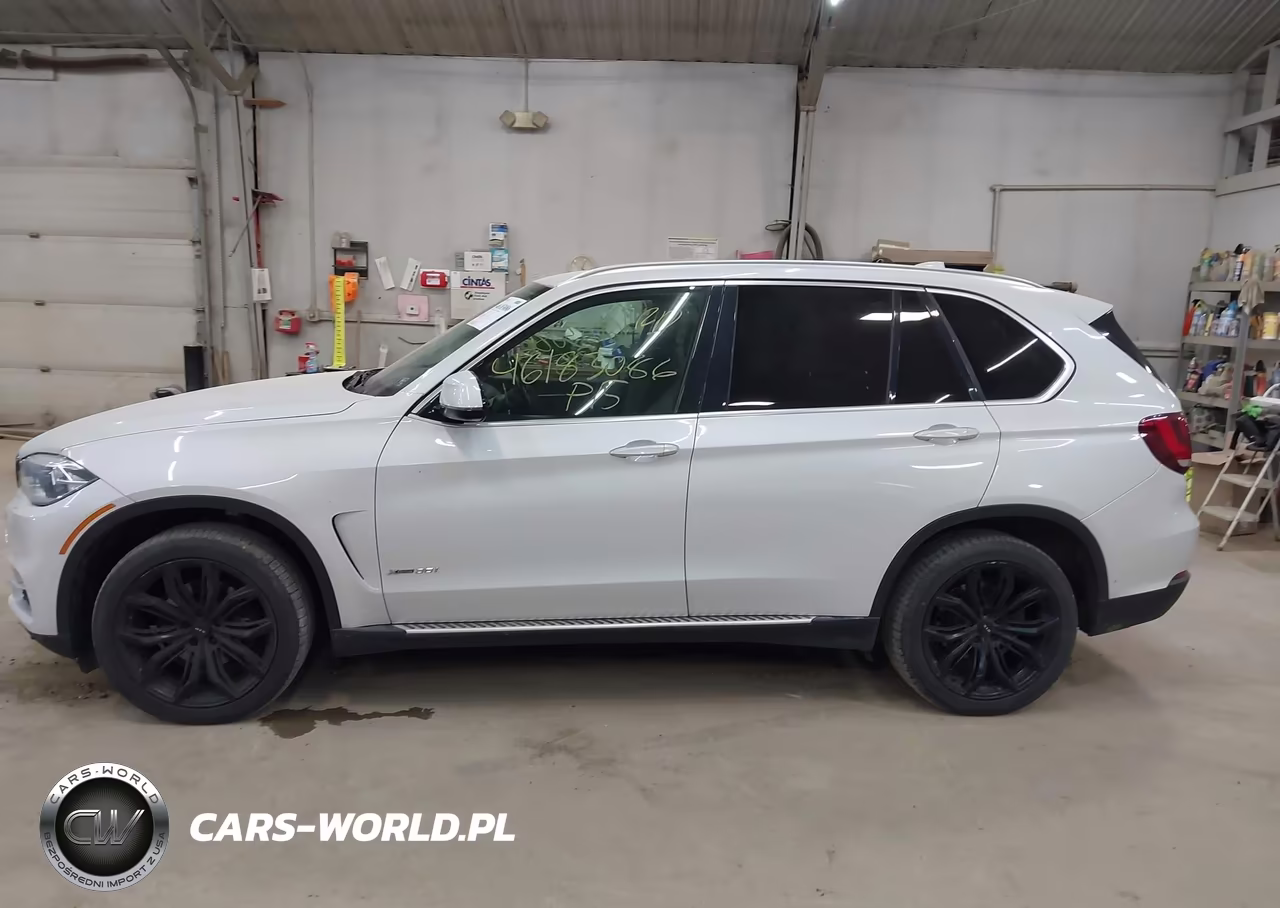 2015 BMW X5 xDrive35I VIN:5UXKR0C55F0P08905 - 14