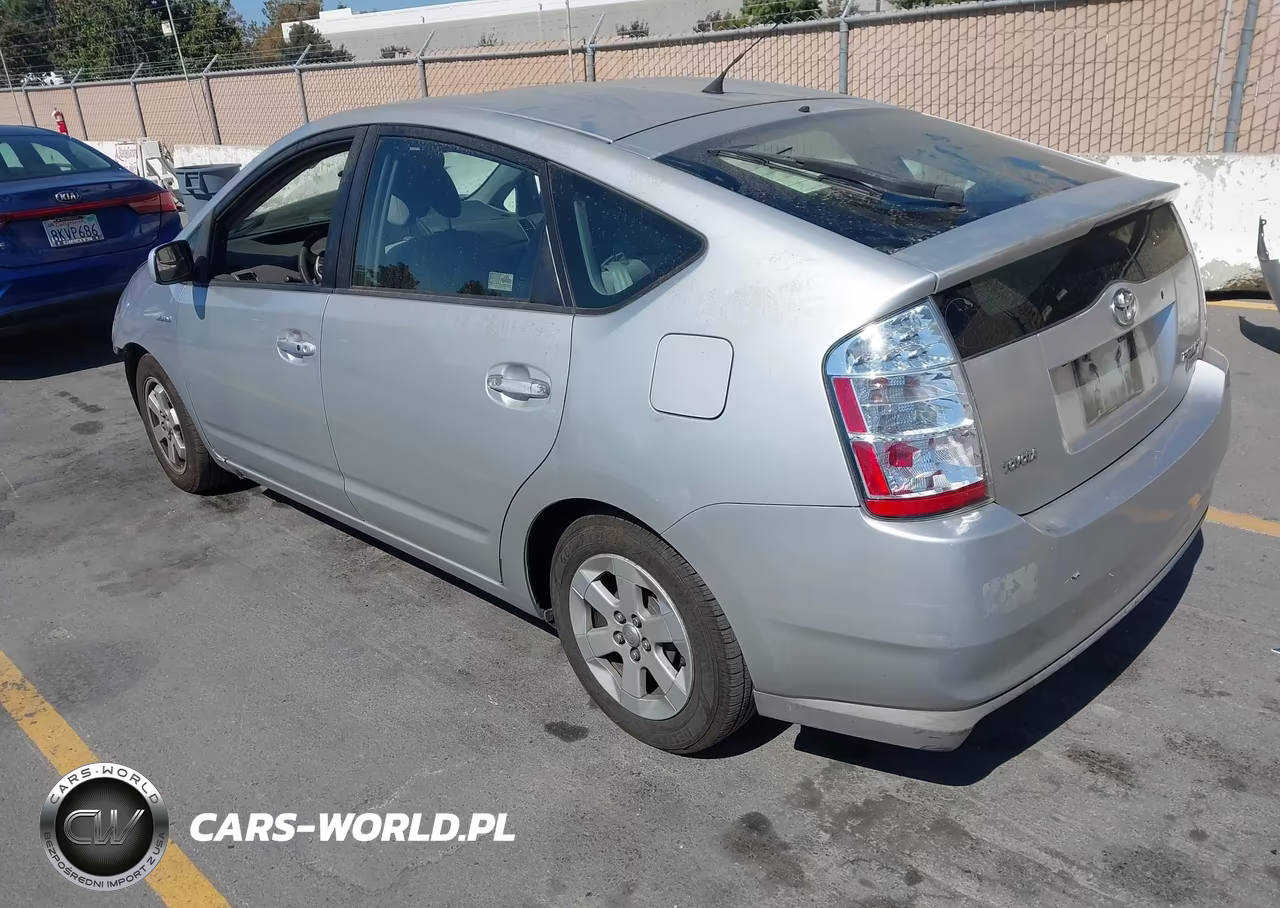 2008 Toyota Prius VIN:JTDKB20UX83395154 - 3