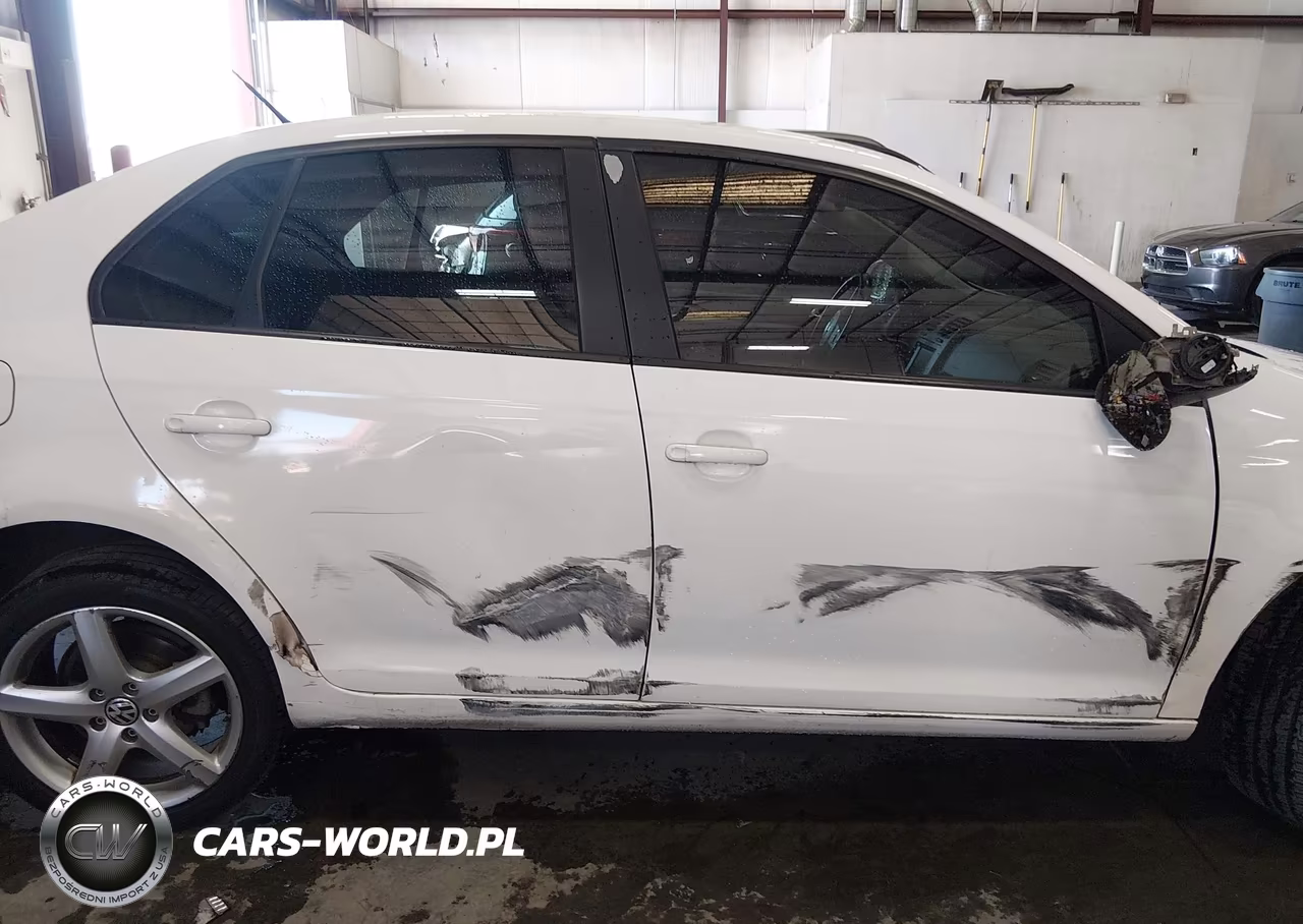 2010 Volkswagen Jetta Limited Edition VIN:3VWAZ7AJ9AM109546 - 13