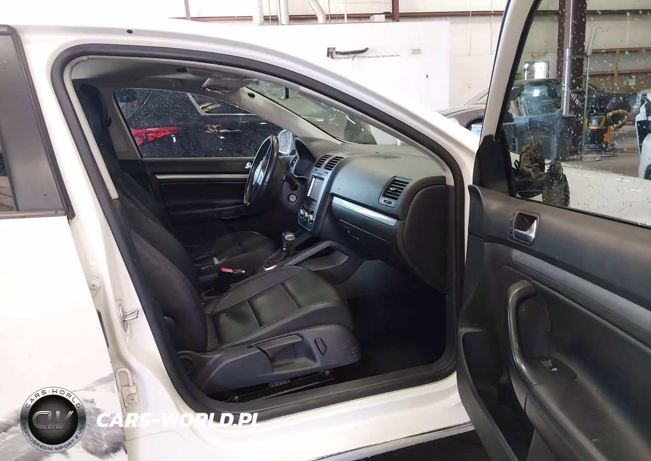 2010 Volkswagen Jetta Limited Edition VIN:3VWAZ7AJ9AM109546 - 5