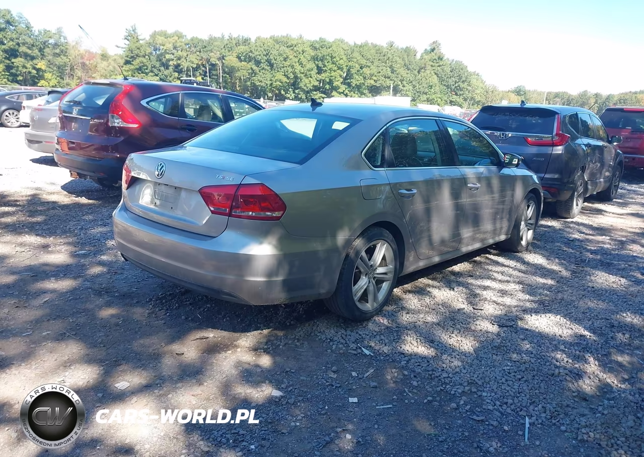 2014 Volkswagen Passat 1.8T Se VIN:1VWBT7A31EC081708 - 4