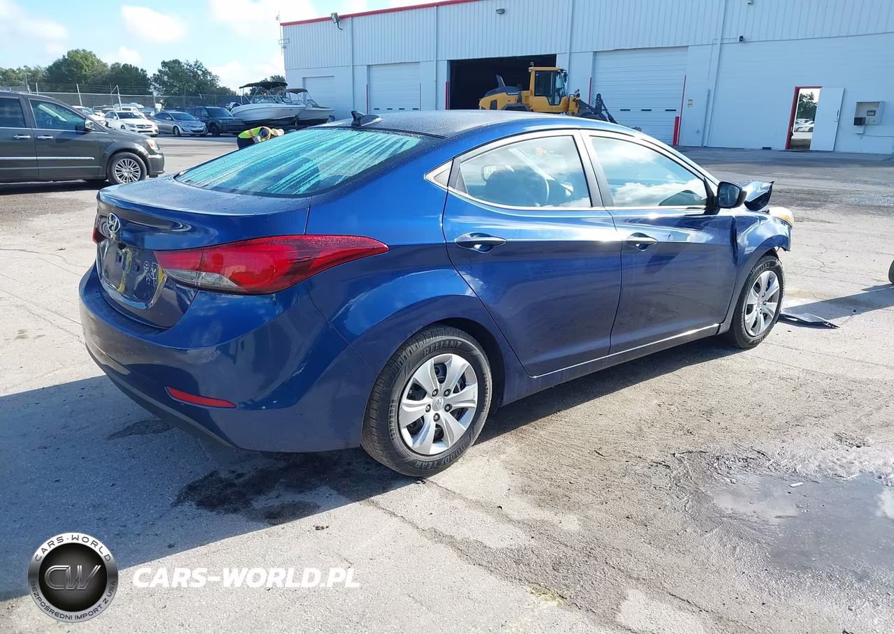 2016 Hyundai Elantra Se VIN:5NPDH4AE3GH688066 - 4