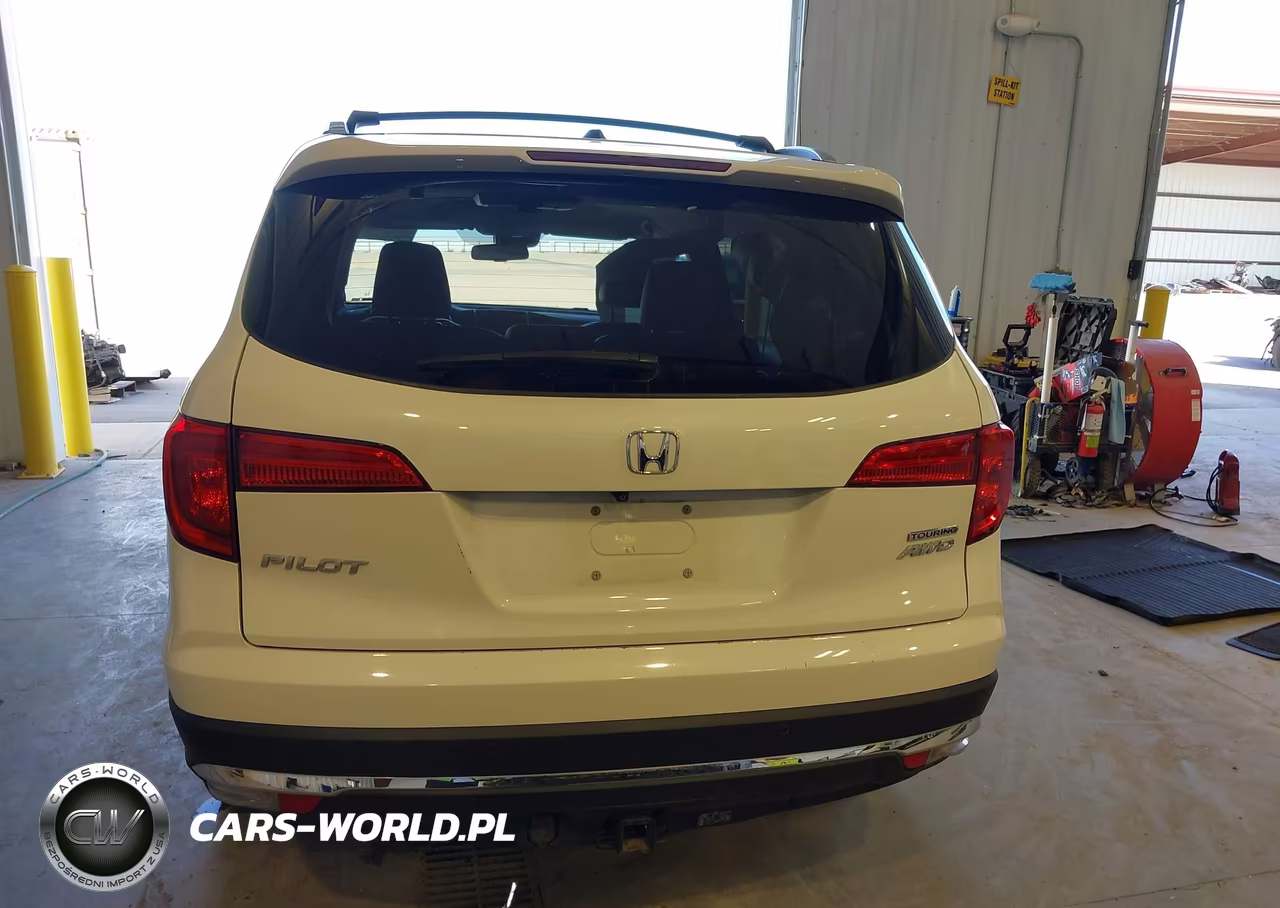 2017 Honda Pilot Touring VIN:5FNYF6H96HB094664 - 17