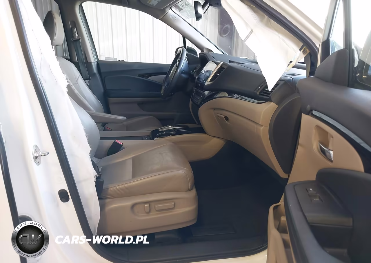 2017 Honda Pilot Touring VIN:5FNYF6H96HB094664 - 5
