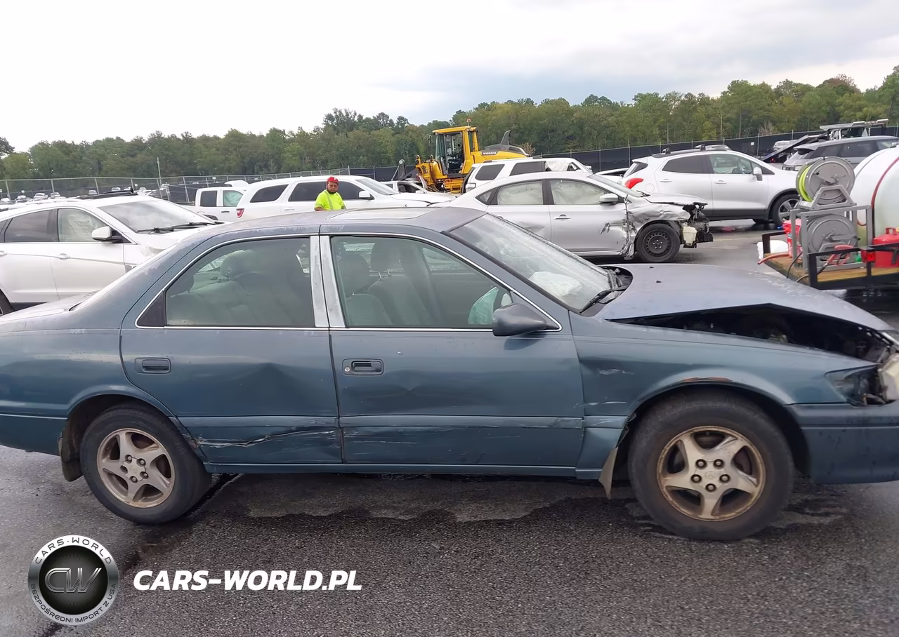 2000 Toyota Camry Le VIN:4T1BG22K0YU973538 - 12