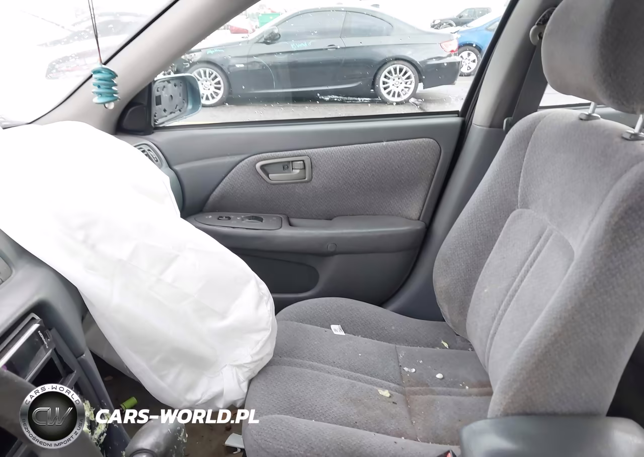 2000 Toyota Camry Le VIN:4T1BG22K0YU973538 - 5