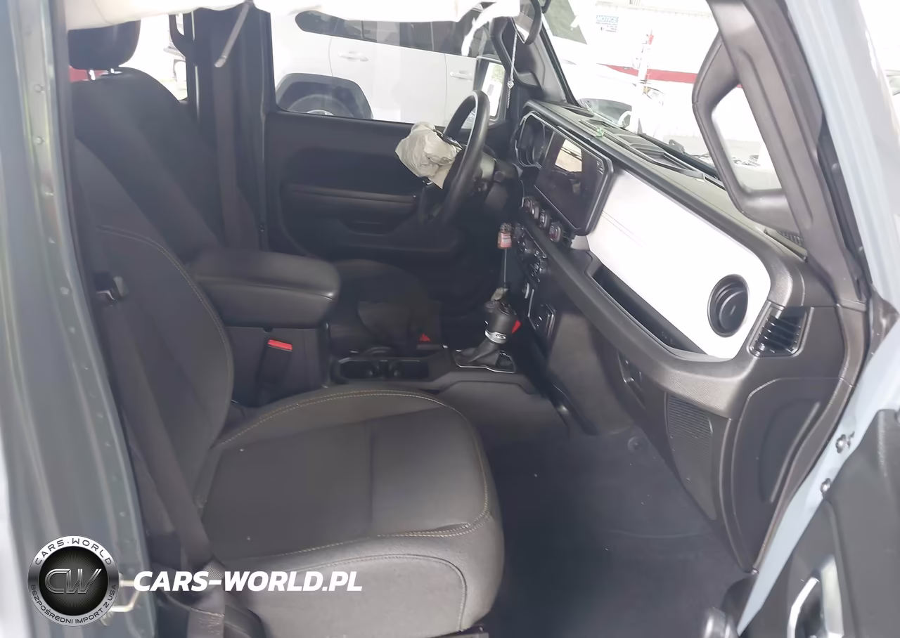 2024 Jeep Wrangler 4-Door Sport 4X4 VIN:1C4PJXDG9RW299882 - 5