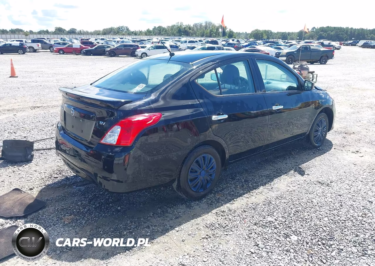 2018 Nissan Versa 1.6 Sv VIN:3N1CN7AP7JL885646 - 4