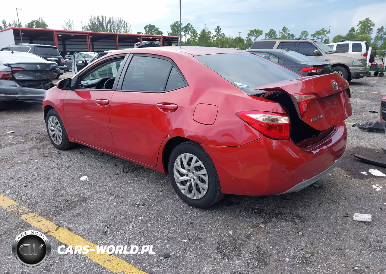 2019 Toyota Corolla Le VIN:5YFBURHE7KP937633 - 3
