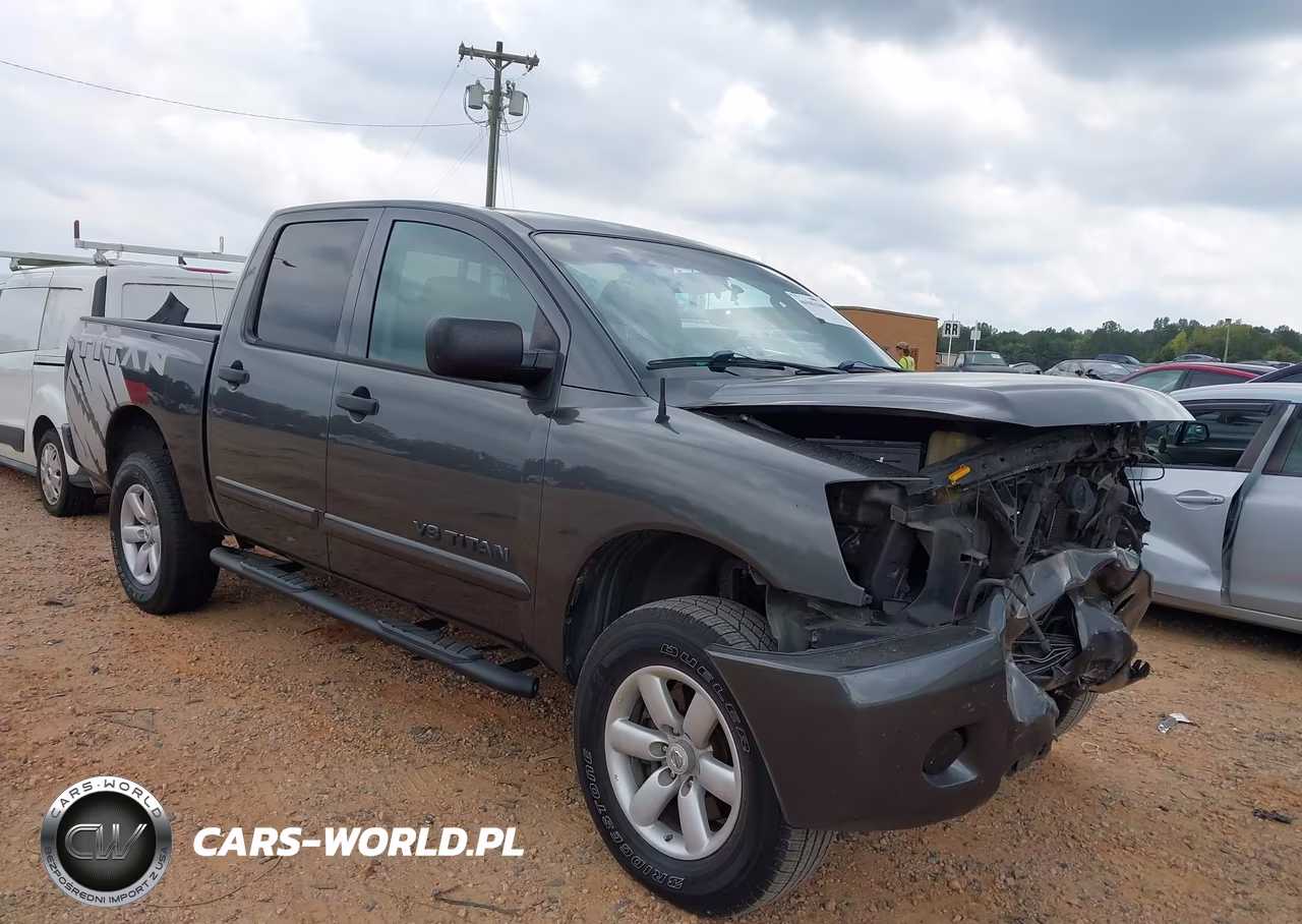 2011 Nissan Titan Sv