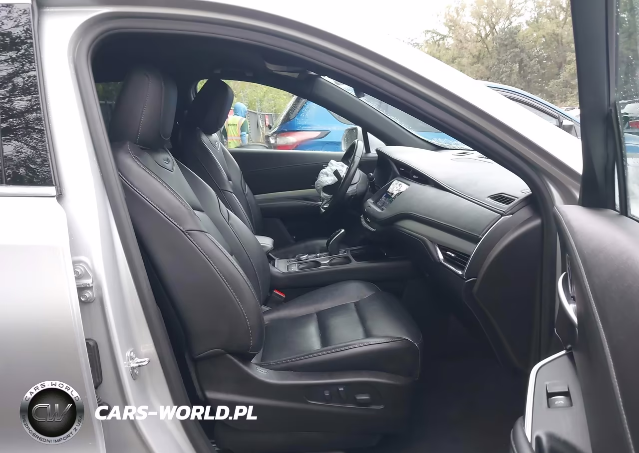 2020 Cadillac Xt4 Awd Premium Luxury VIN:1GYFZDR40LF021603 - 5