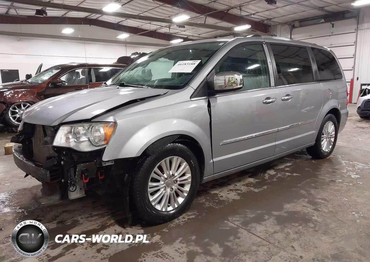 2015 Chrysler Town & Country Limited VIN:2C4RC1JG3FR714932 - 2