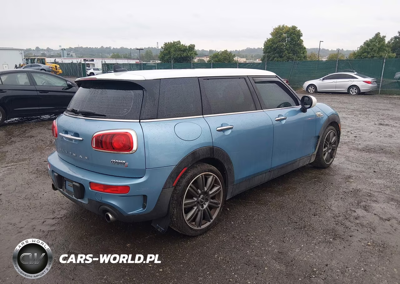 2017 Mini Clubman Cooper S VIN:WMWLN9C5XH2E49423 - 4