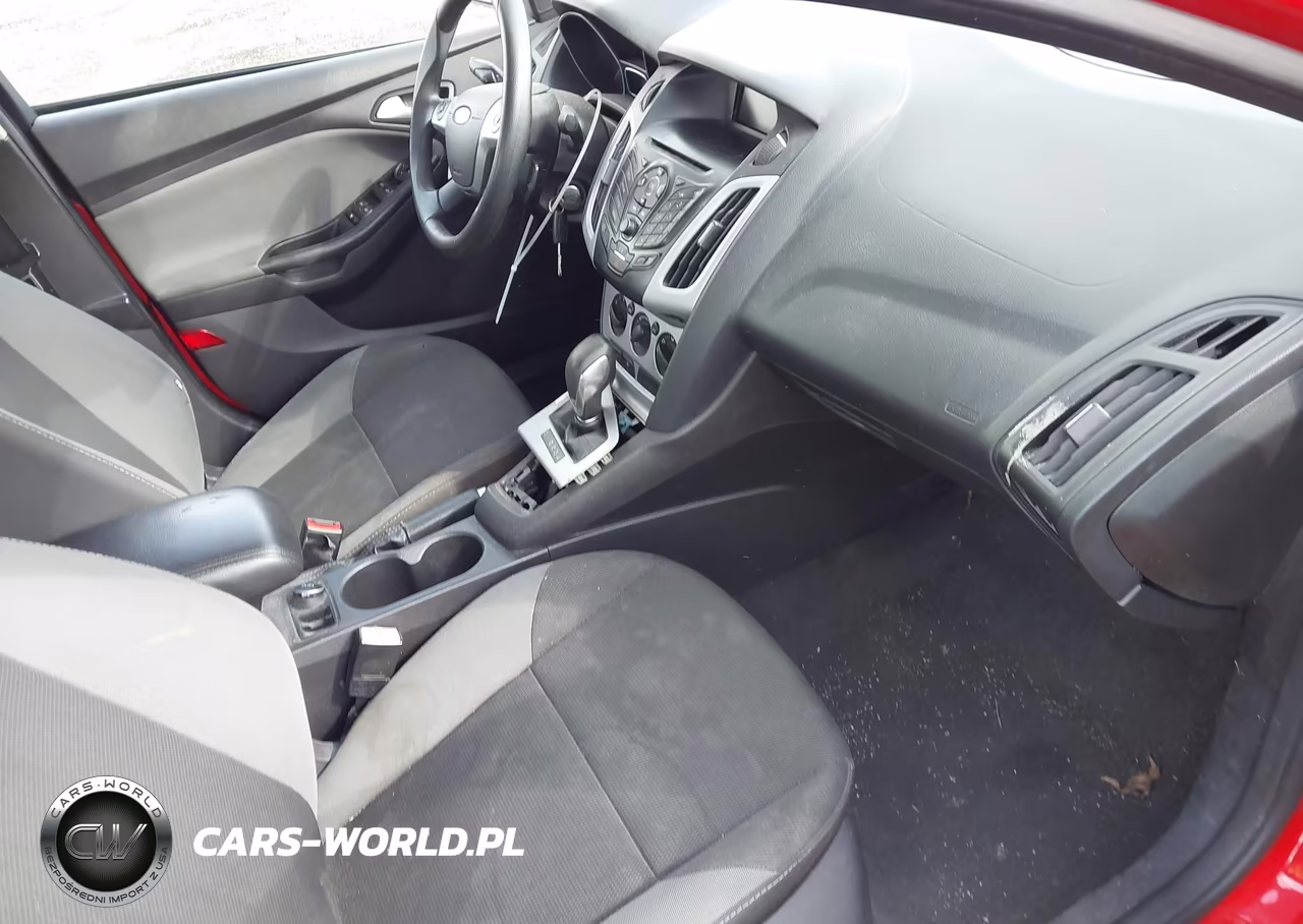 2013 Ford Focus Se VIN:1FADP3F21DL342705 - 5