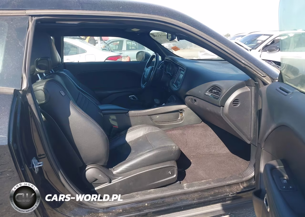 2017 Dodge Challenger Sxt VIN:2C3CDZAG9HH658235 - 5