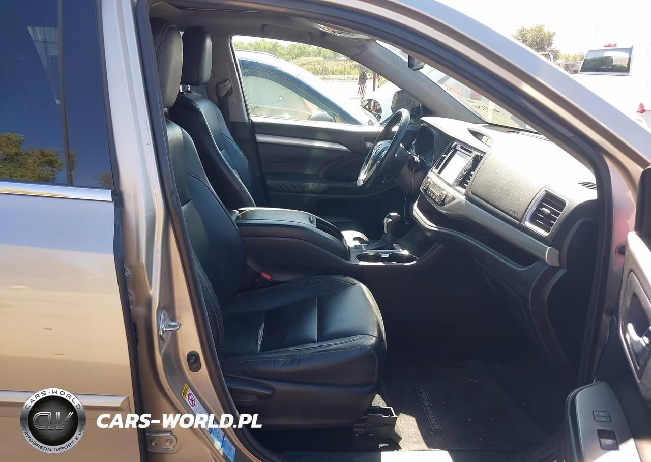 2016 Toyota Highlander Xle V6 VIN:5TDJKRFH8GS266678 - 5