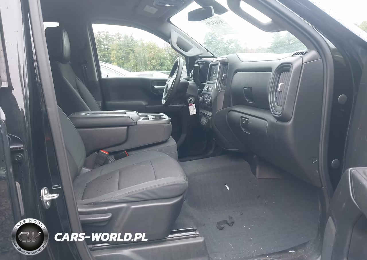 2020 Chevrolet Silverado 1500 Custom VIN:1GCUYBEF8LZ102780 - 5