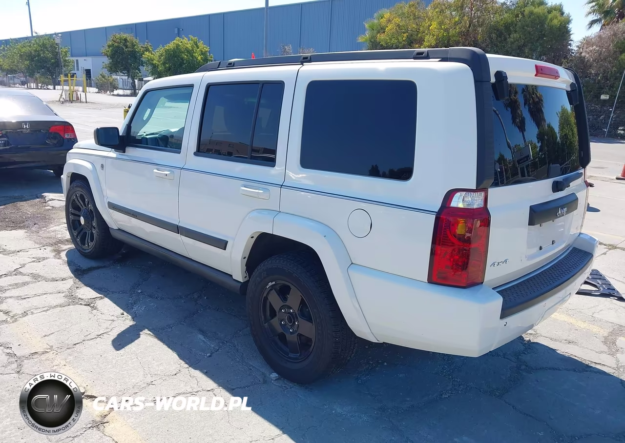 2007 Jeep Commander Sport VIN:1J8HG48N07C577618 - 3