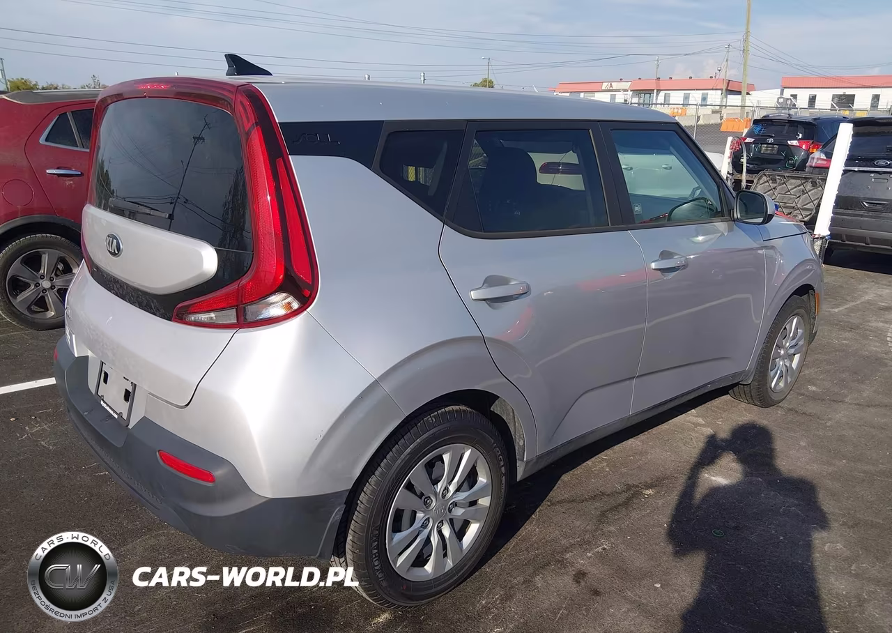 2021 Kia Soul Lx VIN:KNDJ23AU7M7779332 - 4