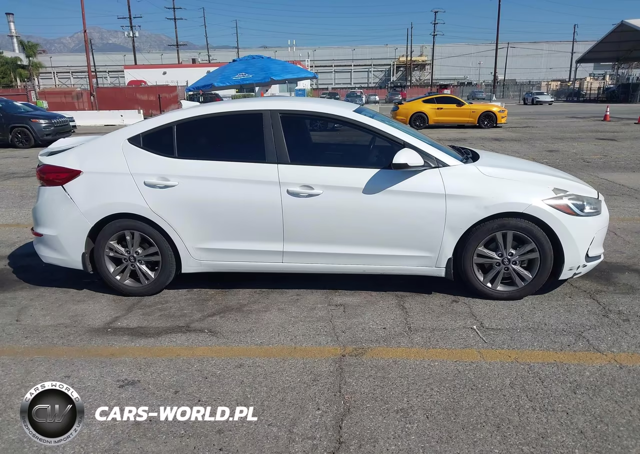 2018 Hyundai Elantra Sel VIN:5NPD84LF2JH225932 - 14