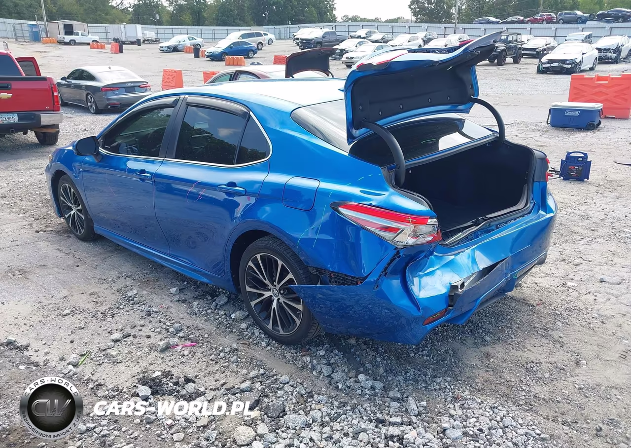 2019 Toyota Camry Se VIN:4T1B11HK5KU202437 - 3