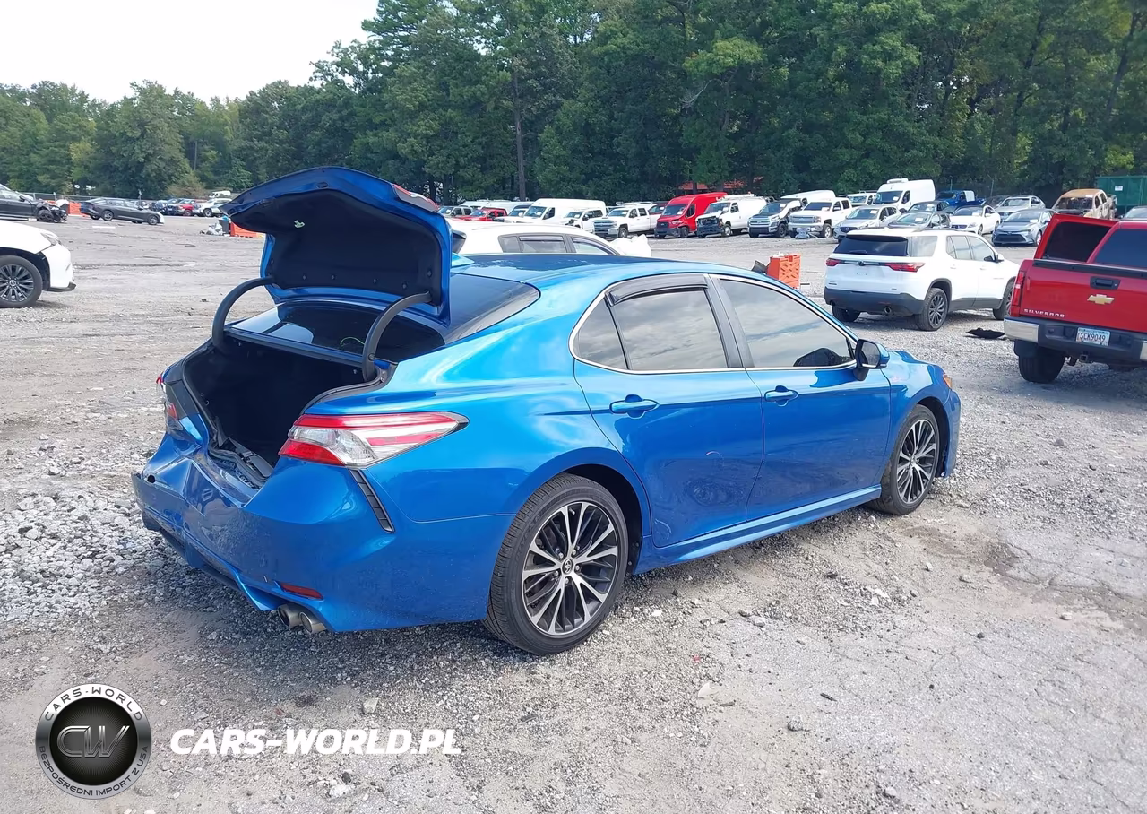 2019 Toyota Camry Se VIN:4T1B11HK5KU202437 - 4