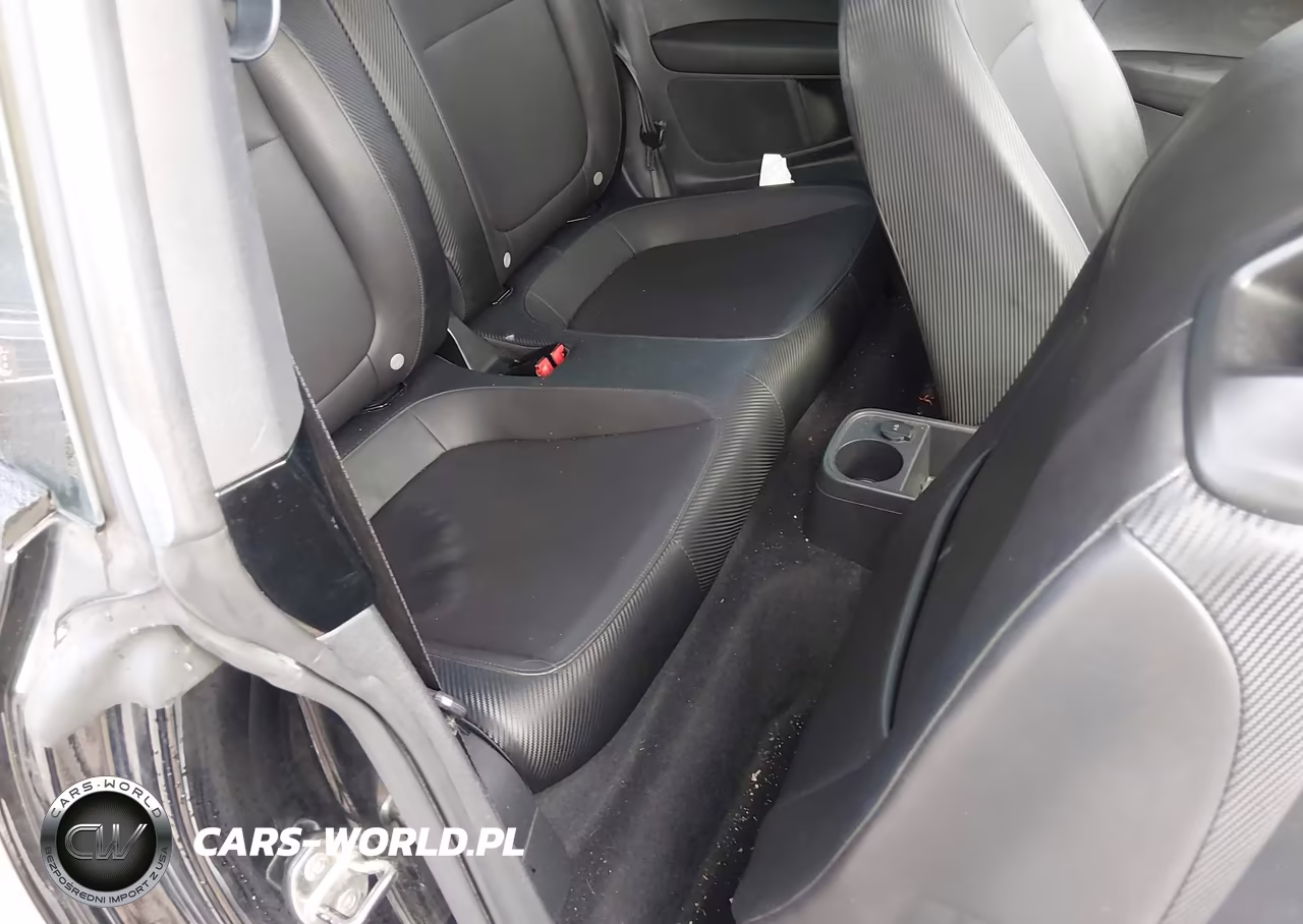 2013 Volkswagen Beetle 2.5L VIN:3VWJX7AT4DM639662 - 8