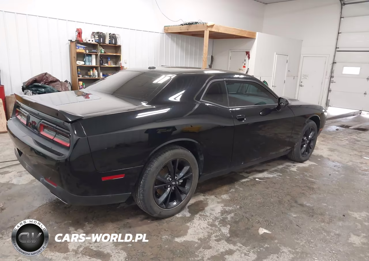 2022 Dodge Challenger Sxt Awd VIN:2C3CDZGGXNH109534 - 4