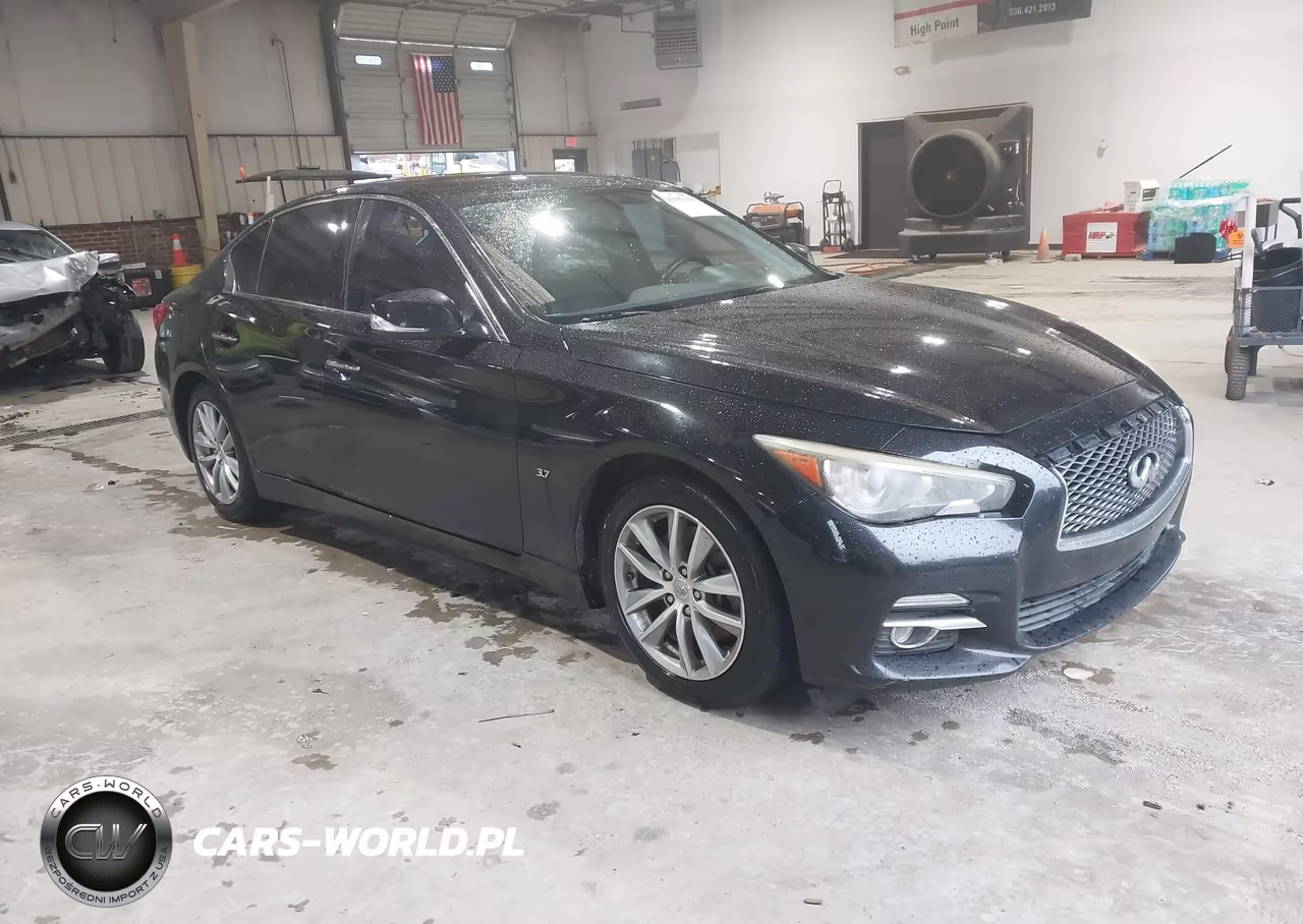 2014 Infiniti Q50 Premium