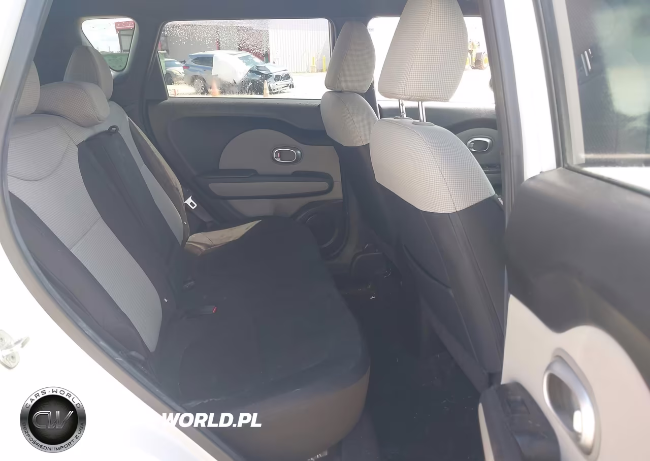 2014 Kia Soul VIN:KNDJN2A21E7065388 - 8