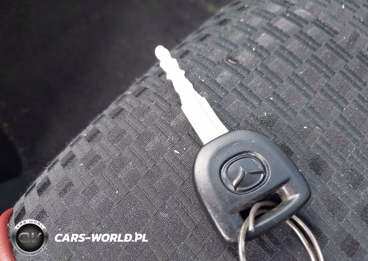 2014 Mazda Mazda2 Touring VIN:JM1DE1LY2E0182933 - 11