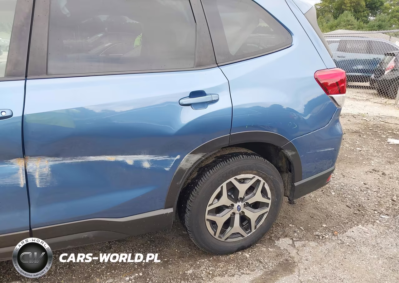 2021 Subaru Forester Premium VIN:JF2SKAJC8MH515869 - 18