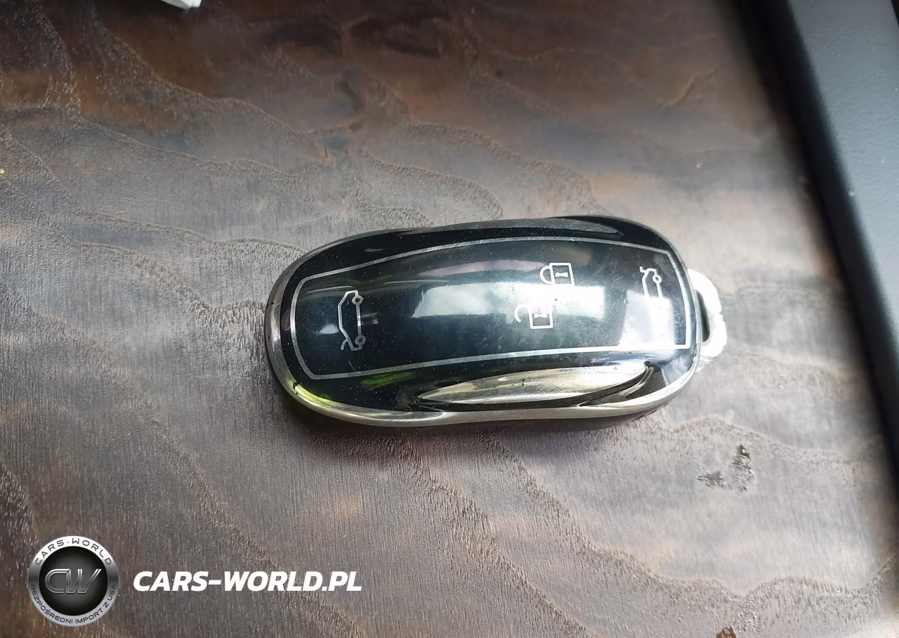 2016 Tesla Model X 60D-70D-75D-90D-P100D VIN:5YJXCBE28GF015885 - 11