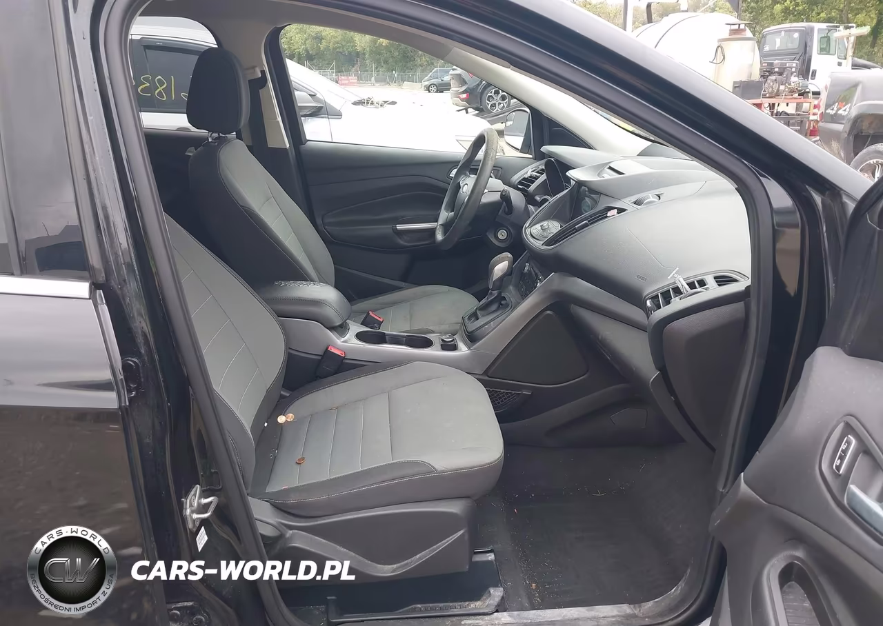 2016 Ford Escape Se VIN:1FMCU0GX8GUC20506 - 5