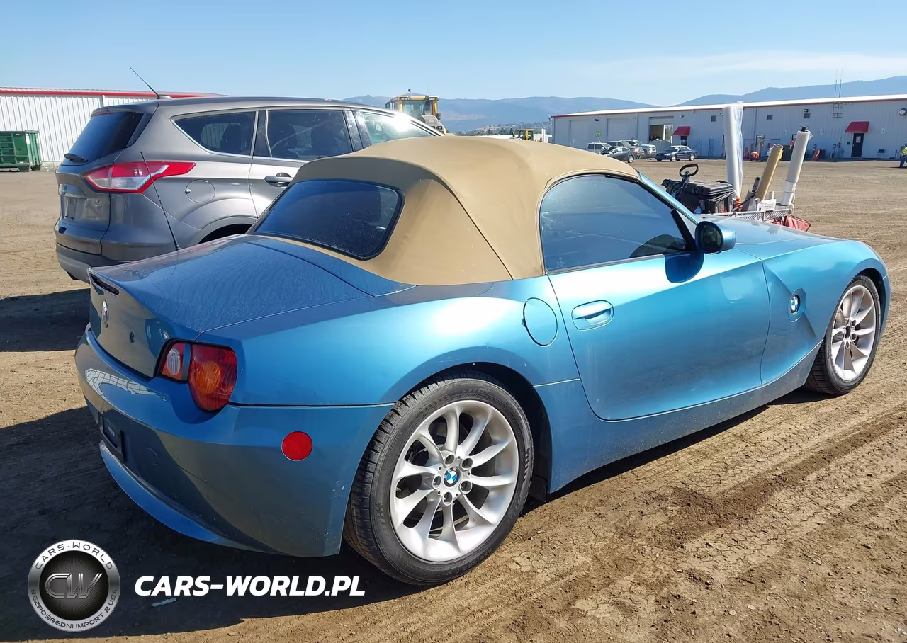 2003 BMW Z4 2.5I VIN:4USBT33483LS48395 - 4