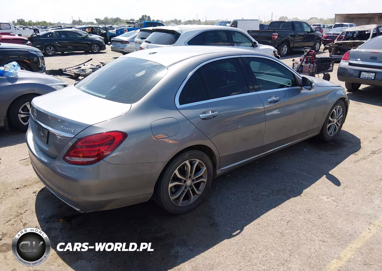 2015 Mercedes-Benz C 300 4Matic-Luxury 4Matic-Sport 4Matic VIN:55SWF4KB4FU036510 - 4