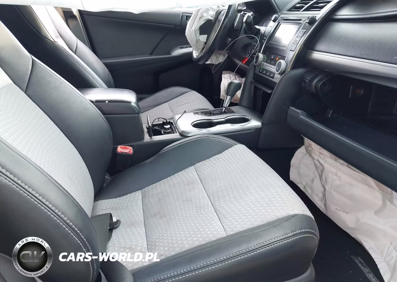 2014 Toyota Camry Se VIN:4T1BF1FK3EU821580 - 5