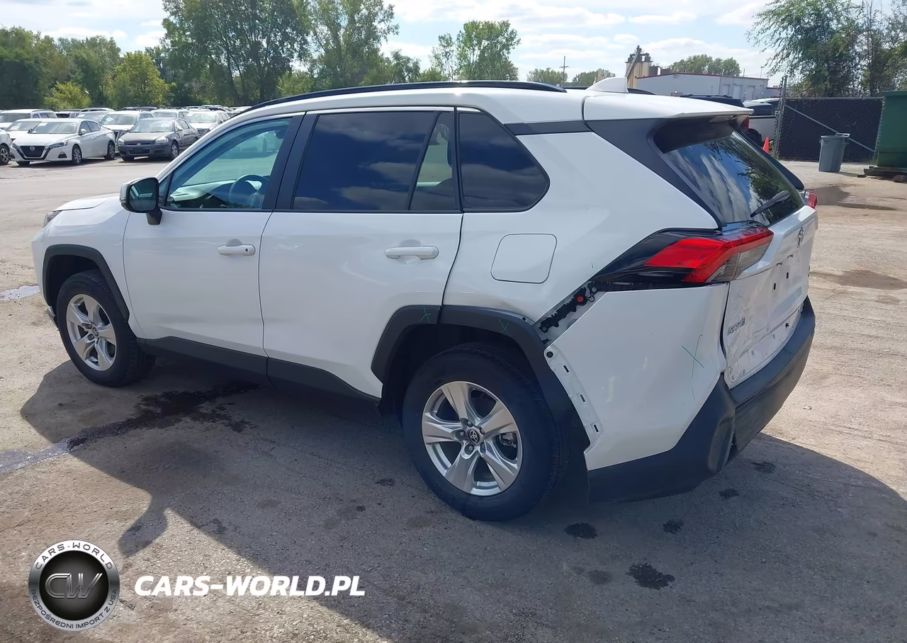 2021 Toyota Rav4 Xle VIN:2T3P1RFV6MC234472 - 3