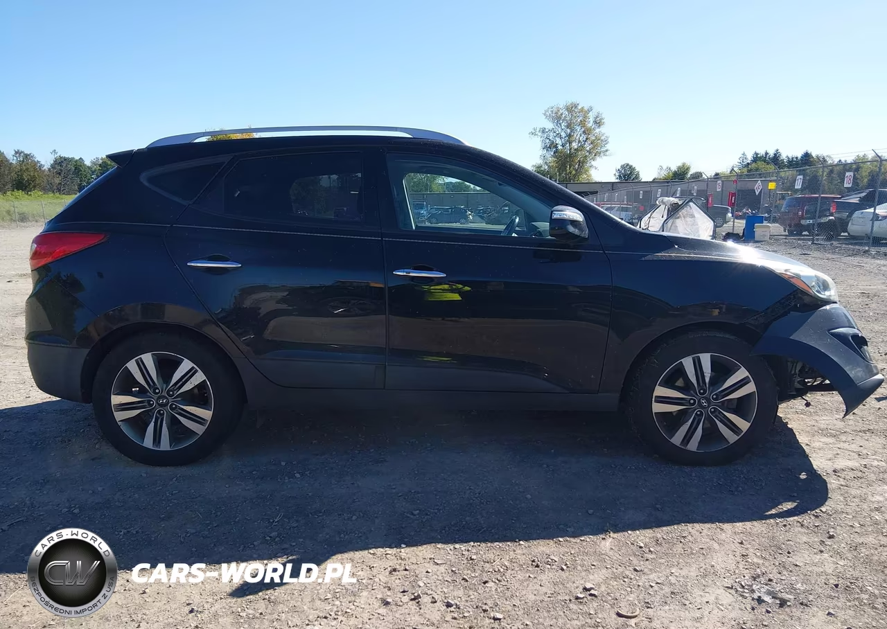 2015 Hyundai Tucson Limited VIN:KM8JUCAGXFU975415 - 13