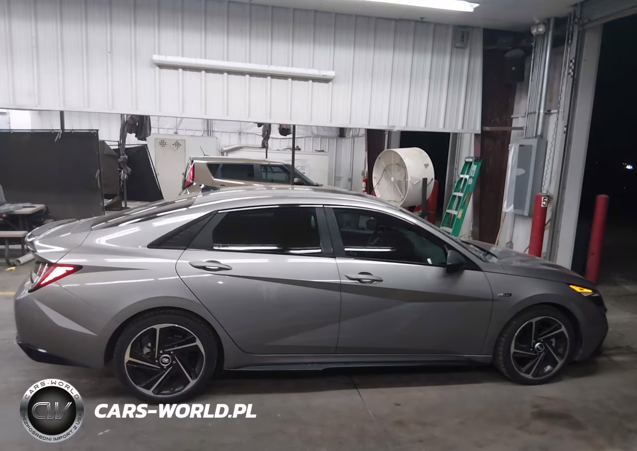 2021 Hyundai Elantra N Line VIN:KMHLR4AFXMU200147 - 13
