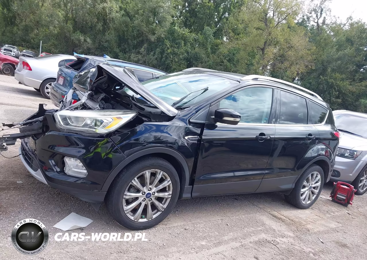 2017 Ford Escape Titanium VIN:1FMCU9J91HUE88913 - 13
