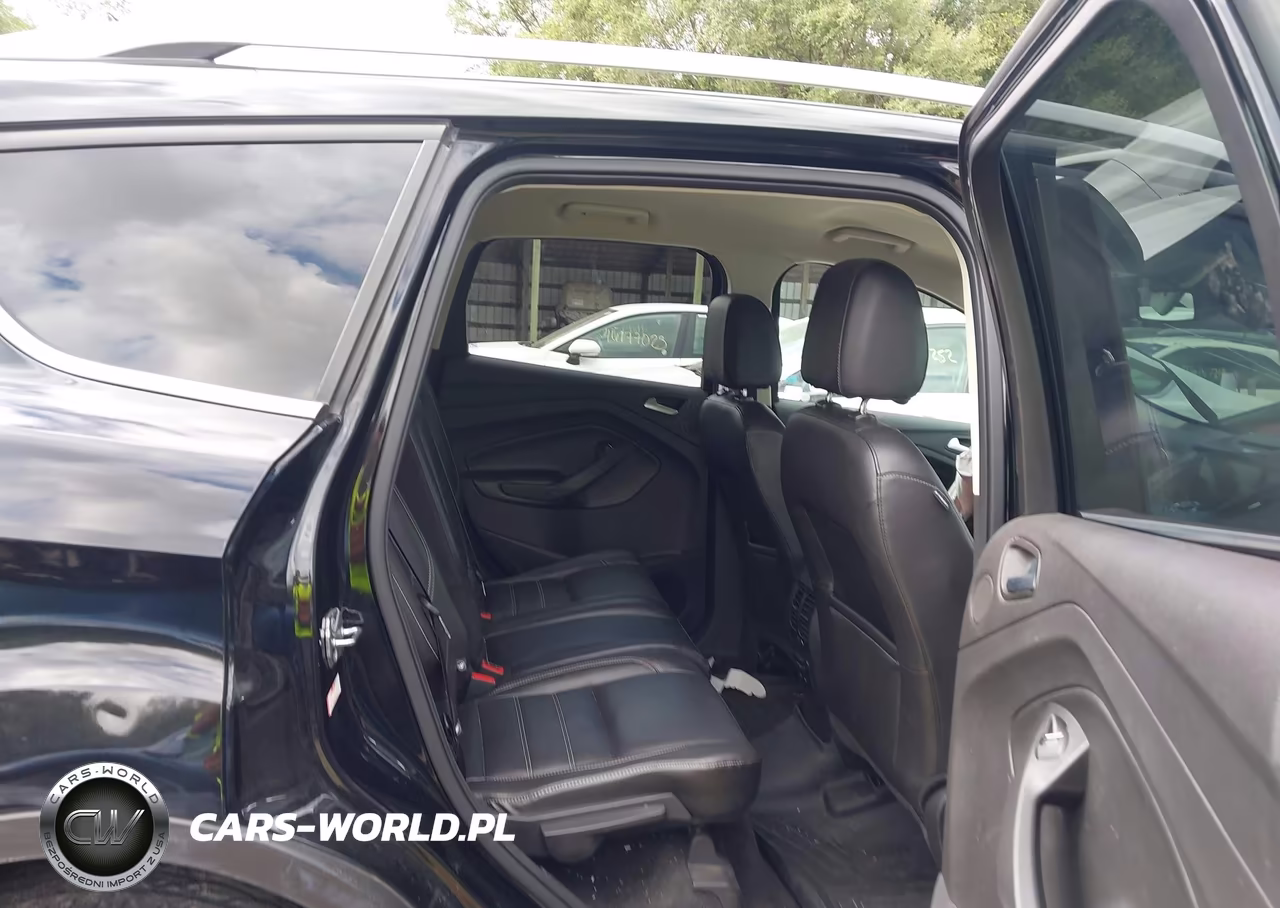 2017 Ford Escape Titanium VIN:1FMCU9J91HUE88913 - 8