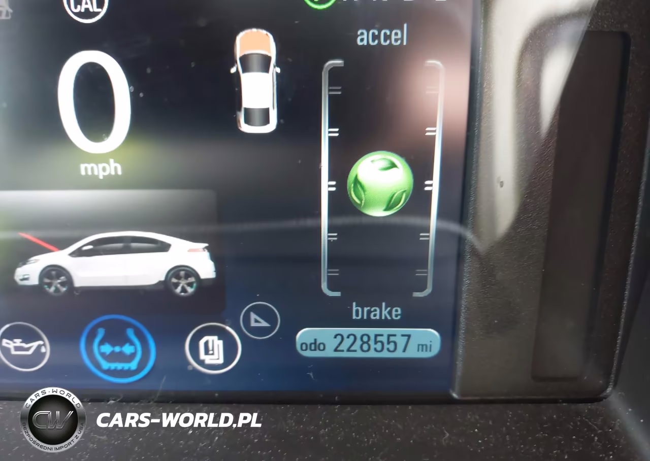 2013 Chevrolet Volt VIN:1G1RE6E42DU128304 - 12