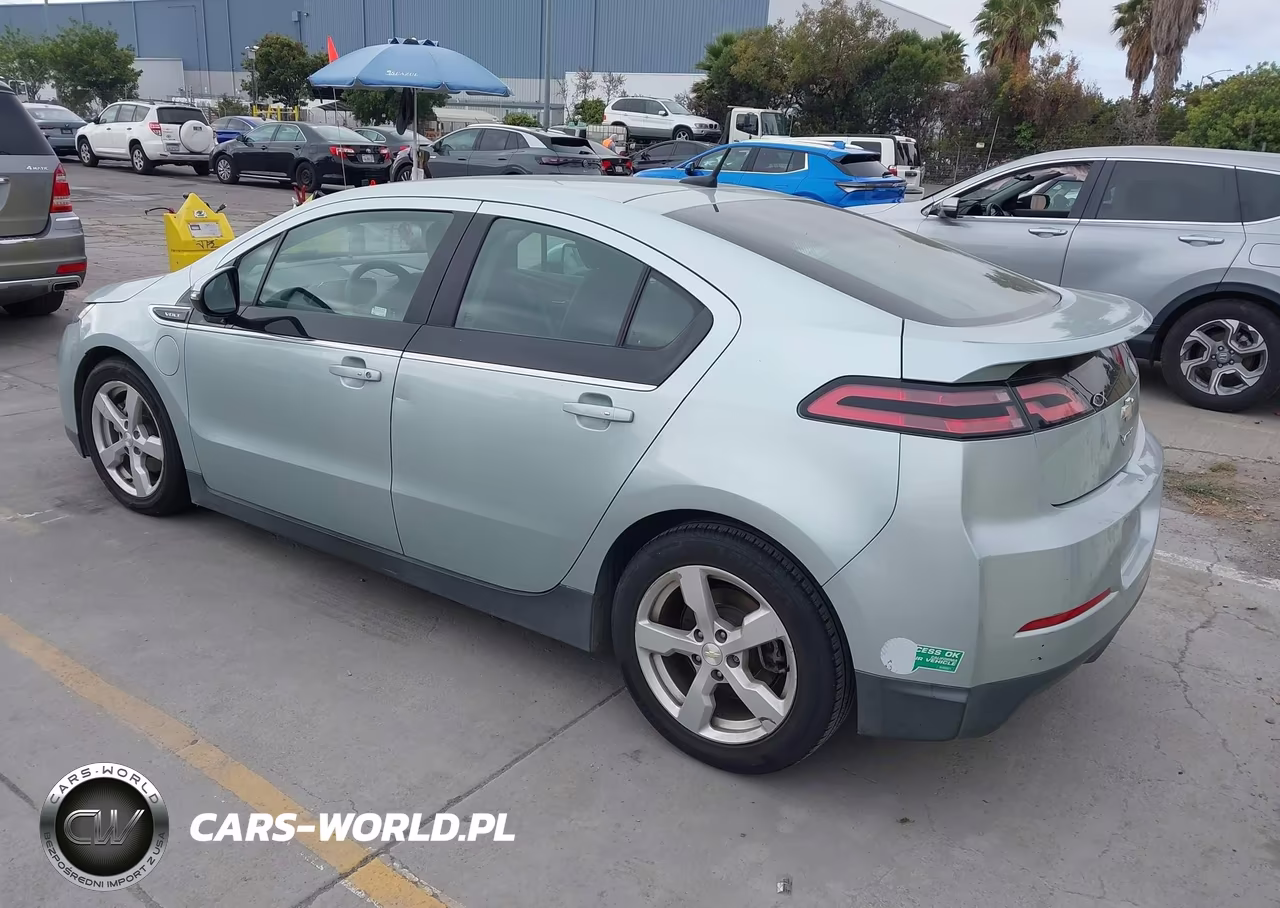 2013 Chevrolet Volt VIN:1G1RE6E42DU128304 - 3