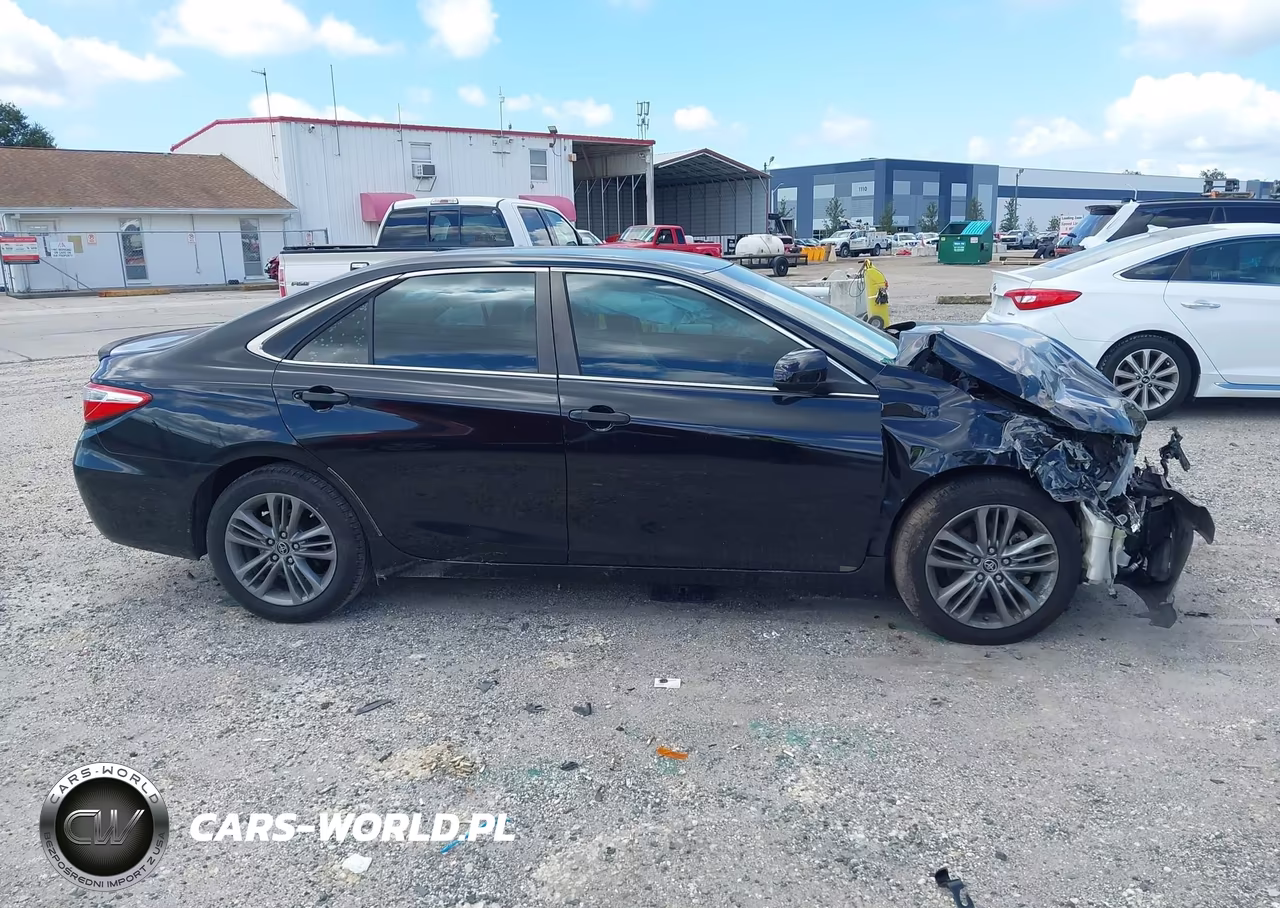2015 Toyota Camry Se VIN:4T1BF1FK8FU499729 - 14