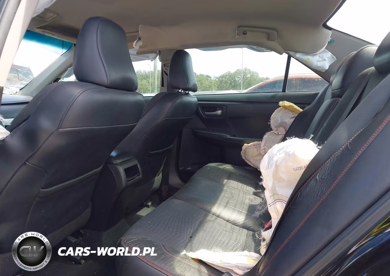 2015 Toyota Camry Se VIN:4T1BF1FK8FU499729 - 8