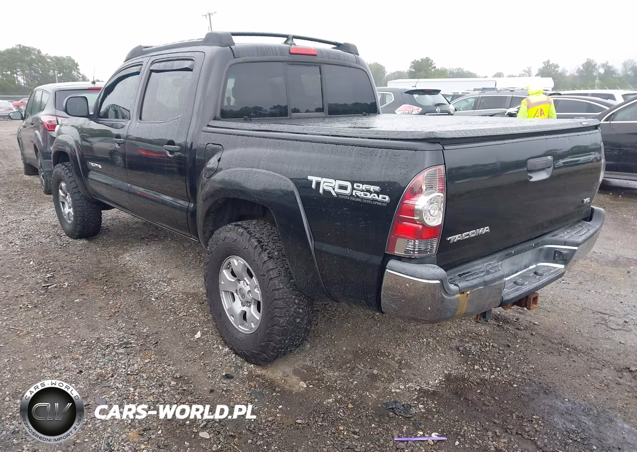 2012 Toyota Tacoma Base V6 VIN:5TFLU4EN7CX047292 - 3
