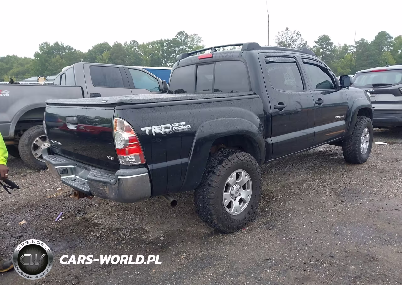 2012 Toyota Tacoma Base V6 VIN:5TFLU4EN7CX047292 - 4